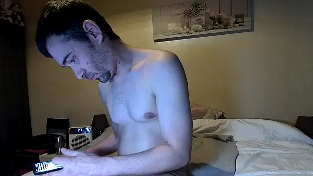 Snapshot of Ethangay chatting on April 16, 2026, 6:09 pm Ethangay online show from April 16, 2026, 6:09 pm