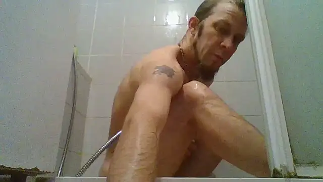 Snapshot of Myckeul chatting on February 19, 2026, 9:22 pm Myckeul online show from February 19, 2026, 9:22 pm