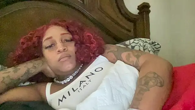 Snapshot of Creamesensation chatting on February 21, 2026, 3:29 am Creamesensation online show from February 21, 2026, 3:29 am