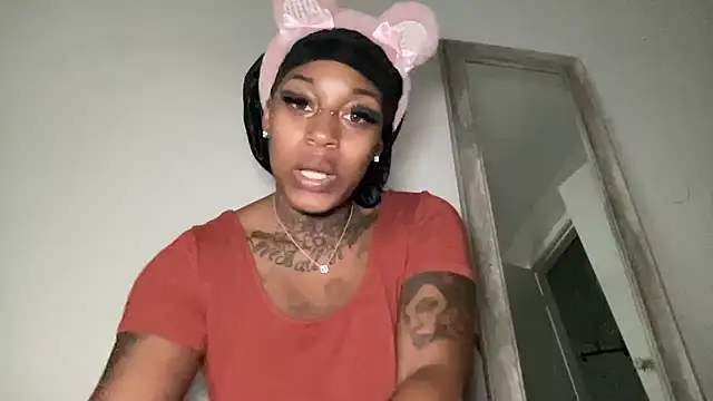 Snapshot of Creamesensation chatting on March 7, 2026, 1:52 pm Creamesensation online show from March 7, 2026, 1:52 pm