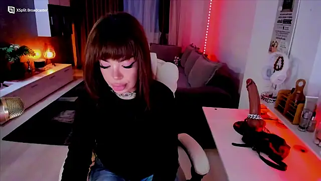 Snapshot of Miss_kay1111 chatting on January 8, 2026, 3:03 pm Miss kay1111 online show from January 8, 2026, 3:03 pm