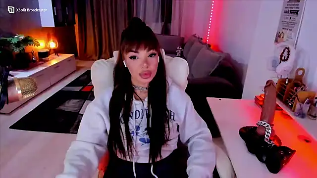 Snapshot of Miss_kay1111 chatting on January 11, 2026, 4:01 pm Miss kay1111 online show from January 11, 2026, 4:01 pm