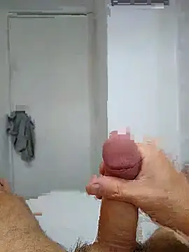 Alvaro2017 online show from February 23, 2026, 5:10 pm