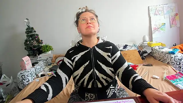 Snapshot of IamYourNarcotic chatting on February 6, 2026, 10:51 am IamYourNarcotic online show from February 6, 2026, 10:51 am