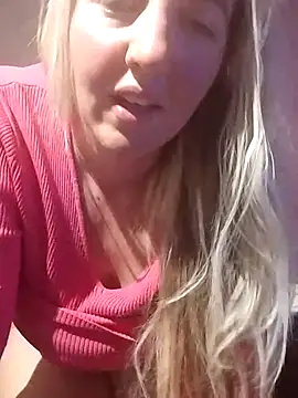 Snapshot of Mllesha74000 chatting on December 18, 2025, 7:09 pm Mllesha74000 online show from December 18, 2025, 7:09 pm