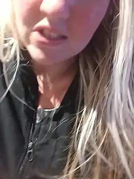 Snapshot of Mllesha74000 chatting on January 14, 2026, 7:41 pm Mllesha74000 online show from January 14, 2026, 7:41 pm