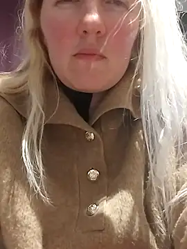 Snapshot of Mllesha74000 chatting on February 13, 2026, 7:32 pm Mllesha74000 online show from February 13, 2026, 7:32 pm