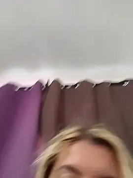 Snapshot of Mllesha74000 chatting on February 26, 2026, 2:49 pm Mllesha74000 online show from February 26, 2026, 2:49 pm