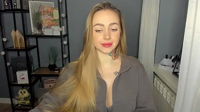 Snapshot of sexyCoralie chatting on December 7, 2024, 7:38 am sexyCoralie online show from December 7, 2024, 7:38 am