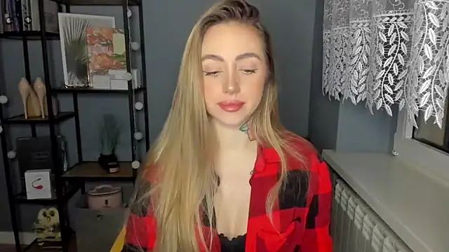 Snapshot of sexyCoralie chatting on January 4, 2025, 7:34 am sexyCoralie online show from January 4, 2025, 7:34 am