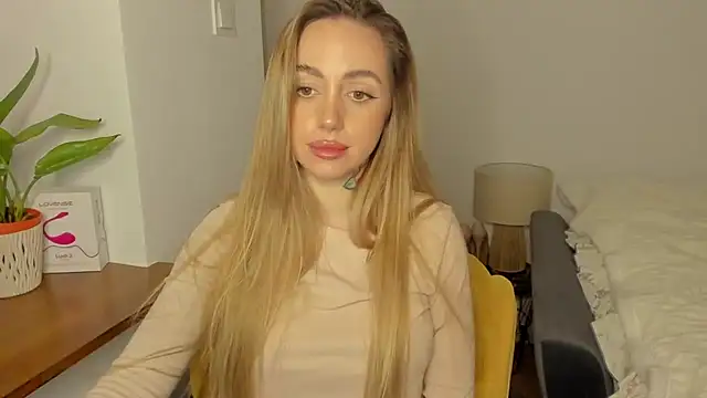 Snapshot of sexyCoralie chatting on January 17, 2025, 5:19 pm sexyCoralie online show from January 17, 2025, 5:19 pm