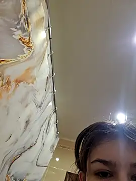 alyssa sweet online show from December 15, 2025, 7:01 am