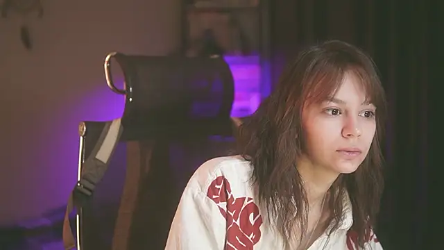 alyssa sweet online show from February 5, 2026, 1:54 am