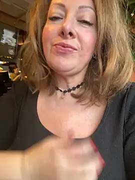 Alice Sweetyyy online show from March 2, 2025, 1:49 pm