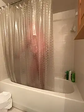 Snapshot of bigpru chatting on December 1, 2024, 5:57 pm bigpru online show from December 1, 2024, 5:57 pm