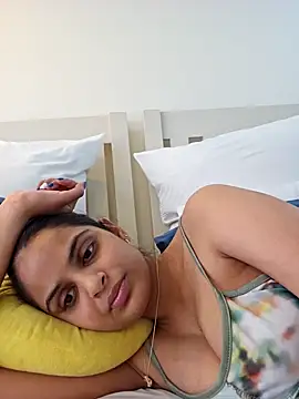 DirtySnowball69 online show from December 26, 2024, 1:54 pm