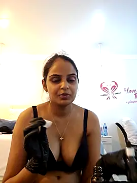 DirtySnowball69 online show from February 3, 2025, 4:41 pm