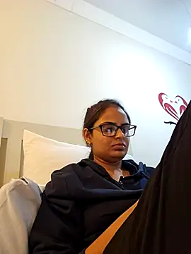 DirtySnowball69 online show from February 7, 2025, 6:24 pm