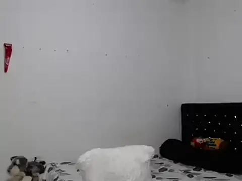 Snapshot of venuz_mendoza20 chatting on February 15, 2025, 12:43 pm venuz mendoza20 online show from February 15, 2025, 12:43 pm