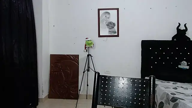 Snapshot of venuz_mendoza20 chatting on December 20, 2025, 12:56 pm venuz mendoza20 online show from December 20, 2025, 12:56 pm