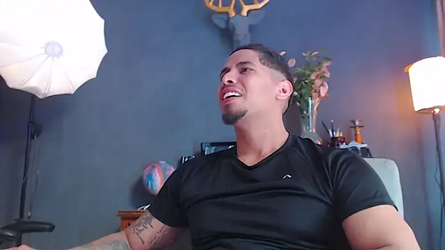 geirge teacherxx online show from September 15, 2025, 8:20 pm