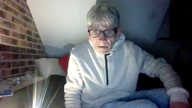 Snapshot of InMeinenMund chatting on October 5, 2025, 9:34 pm InMeinenMund online show from October 5, 2025, 9:34 pm