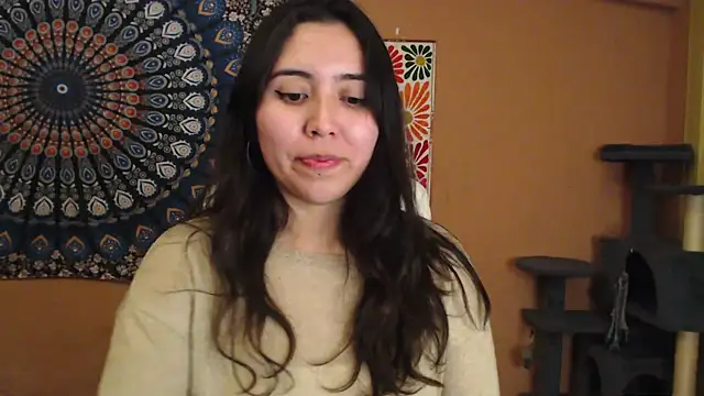 Snapshot of IntimateTales chatting on January 7, 2025, 6:56 pm IntimateTales online show from January 7, 2025, 6:56 pm