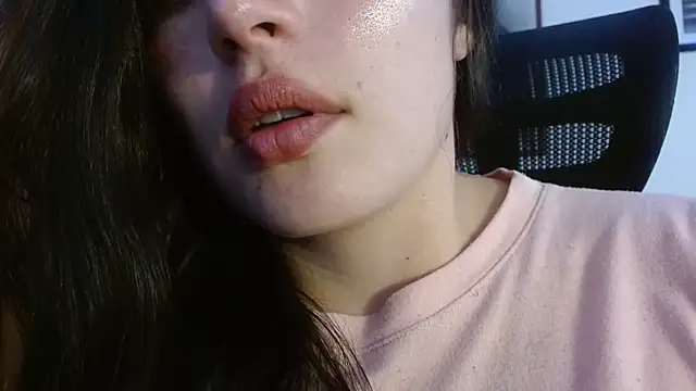 Honey Aynur20 online show from October 27, 2025, 6:34 pm