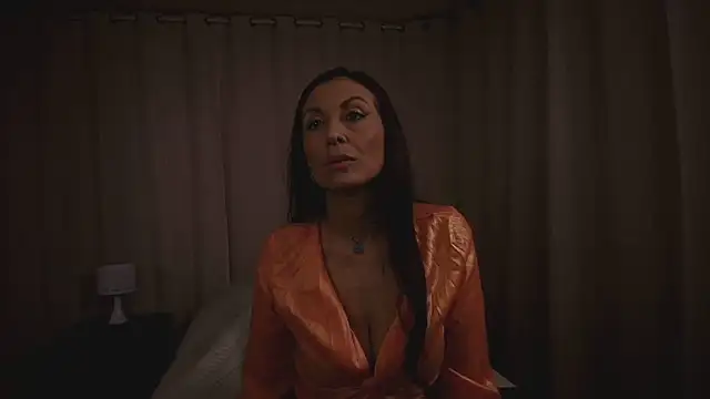 Swetisabella01 online show from December 17, 2025, 11:44 pm