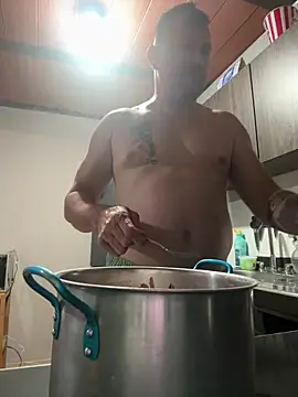 Snapshot of xavier_1988 chatting on February 21, 2026, 9:49 pm xavier 1988 online show from February 21, 2026, 9:49 pm