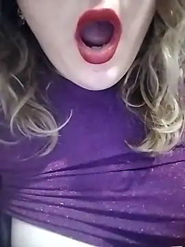 Snapshot of SWEETLUNA077 chatting on January 16, 2026, 8:24 pm SWEETLUNA077 online show from January 16, 2026, 8:24 pm