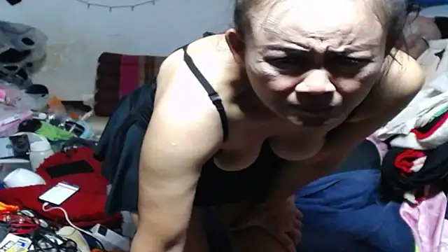 Snapshot of 1CuteAndSexy69 chatting on January 10, 2026, 1:29 am 1CuteAndSexy69 online show from January 10, 2026, 1:29 am