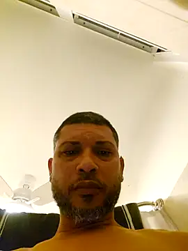 tropikboy online show from December 4, 2025, 10:02 am