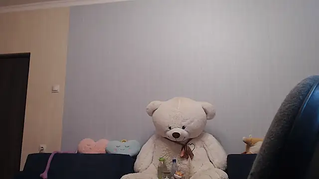 Snapshot of night_is_dark chatting on January 13, 2026, 4:45 pm night is dark online show from January 13, 2026, 4:45 pm