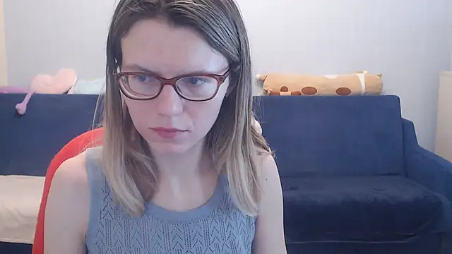 Snapshot of night_is_dark chatting on February 26, 2026, 3:55 pm night is dark online show from February 26, 2026, 3:55 pm