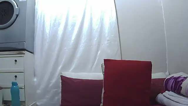 Delicioussexy online show from March 16, 2025, 5:14 am