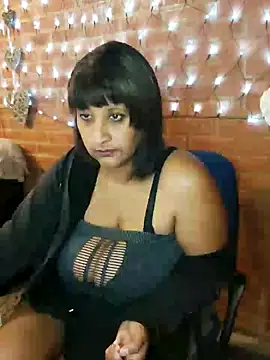 Snapshot of Lilybanx chatting on February 1, 2025, 10:26 am Lilybanx online show from February 1, 2025, 10:26 am