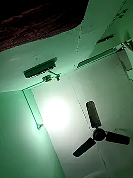 rocky301m online show from November 28, 2025, 6:54 pm