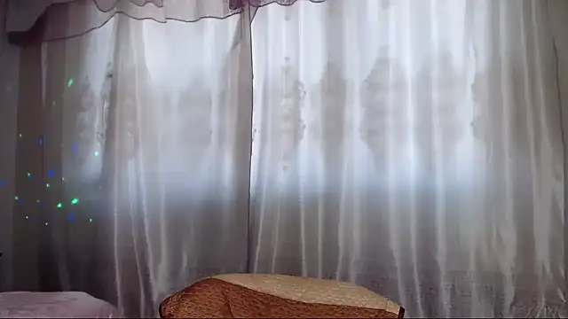 Snapshot of Batari chatting on October 17, 2025, 5:10 am Batari online show from October 17, 2025, 5:10 am