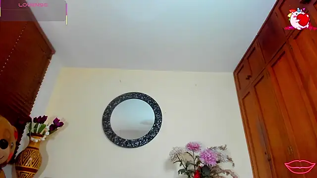 NicoleSantana online show from May 14, 2026, 10:16 pm