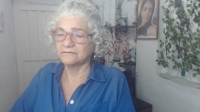 FunnyGrandma online show from October 26, 2025, 11:31 pm
