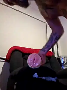 PhoenixDesirexh online show from December 30, 2024, 2:30 pm