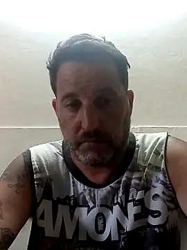 Snapshot of Reload_033 chatting on February 27, 2026, 11:10 am Reload 033 online show from February 27, 2026, 11:10 am