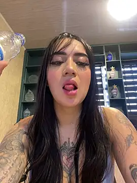 EmmyEvans1 online show from January 31, 2026, 7:11 pm