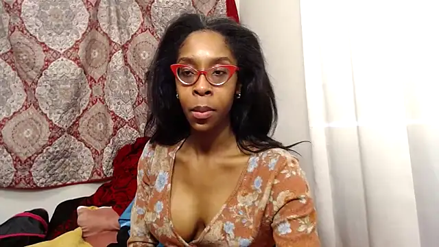 Snapshot of MissMegane chatting on January 13, 2025, 7:21 pm MissMegane online show from January 13, 2025, 7:21 pm