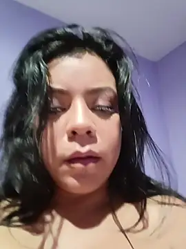 Snapshot of Sofiia_W26 chatting on May 3, 2026, 12:27 am Sofiia W26 online show from May 3, 2026, 12:27 am