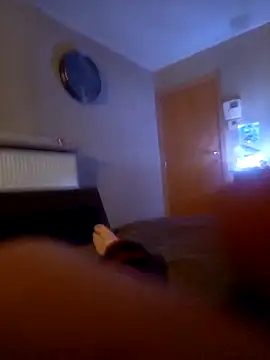 Snapshot of Antonio11111x chatting on February 21, 2026, 2:51 pm Antonio11111x online show from February 21, 2026, 2:51 pm