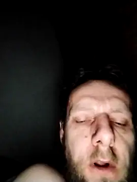 Snapshot of Kw8585kw chatting on January 12, 2025, 2:56 am Kw8585kw online show from January 12, 2025, 2:56 am