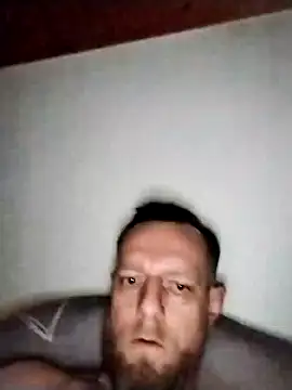 Snapshot of Kw8585kw chatting on January 24, 2025, 4:05 am Kw8585kw online show from January 24, 2025, 4:05 am