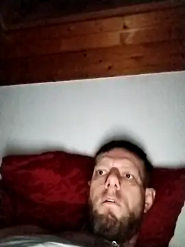 Snapshot of Kw8585kw chatting on February 11, 2025, 12:49 am Kw8585kw online show from February 11, 2025, 12:49 am